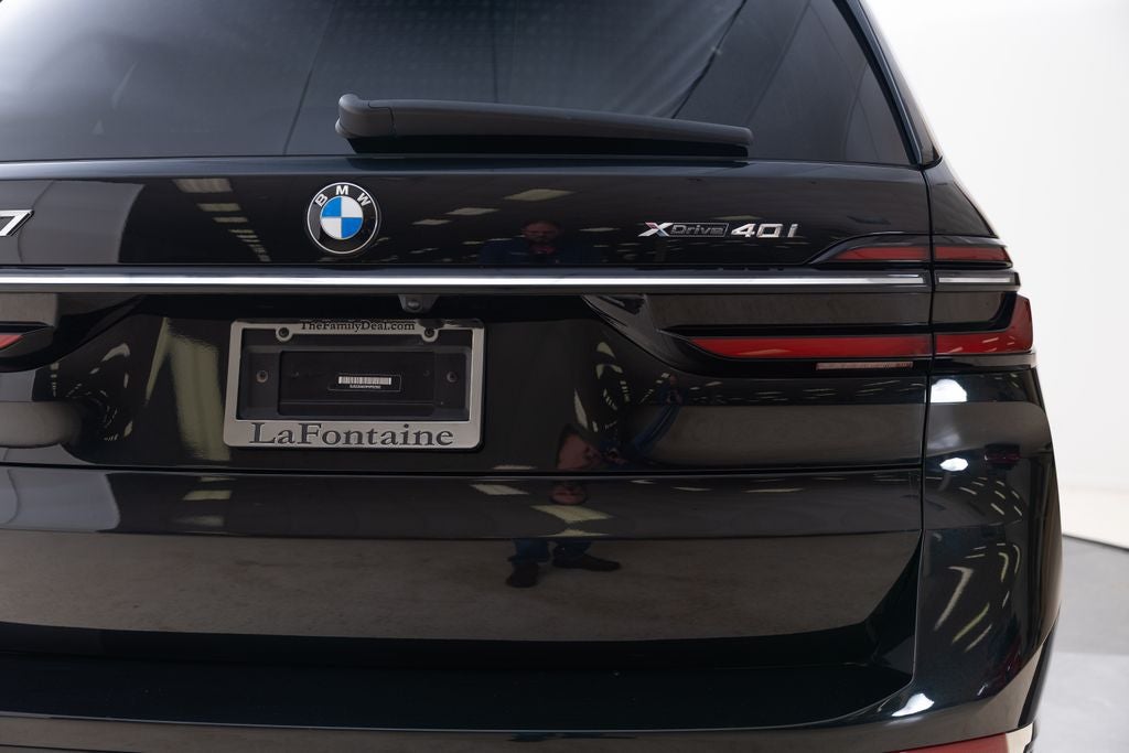 2023 BMW X7 xDrive40i