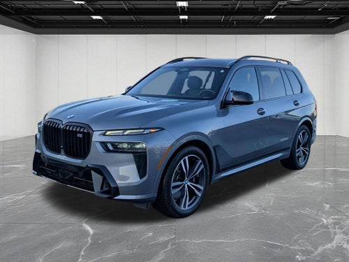 2025 BMW X7 M60i