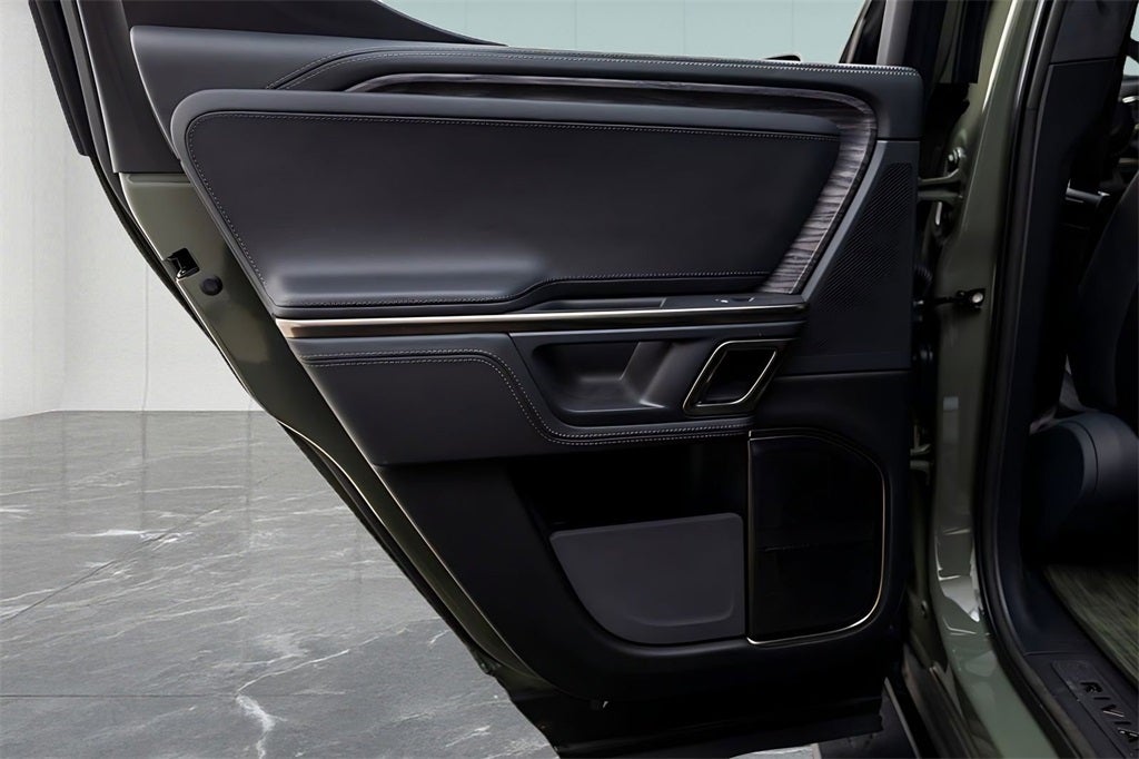 2022 Rivian R1T Adventure