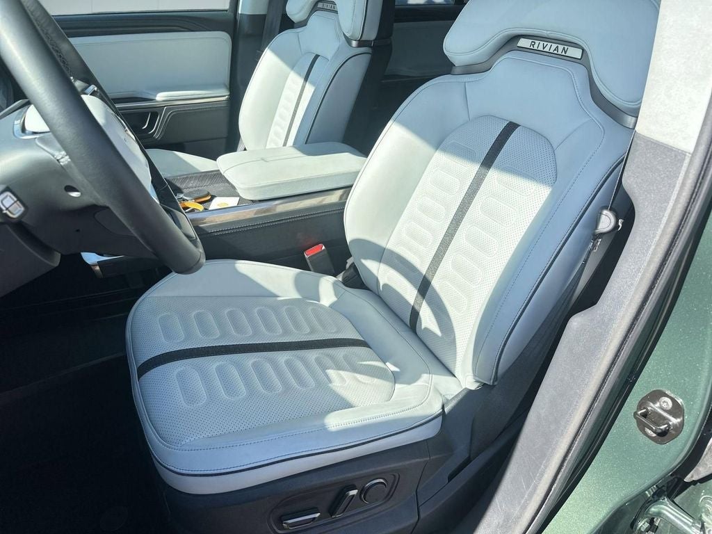 2023 Rivian R1S Launch Edition