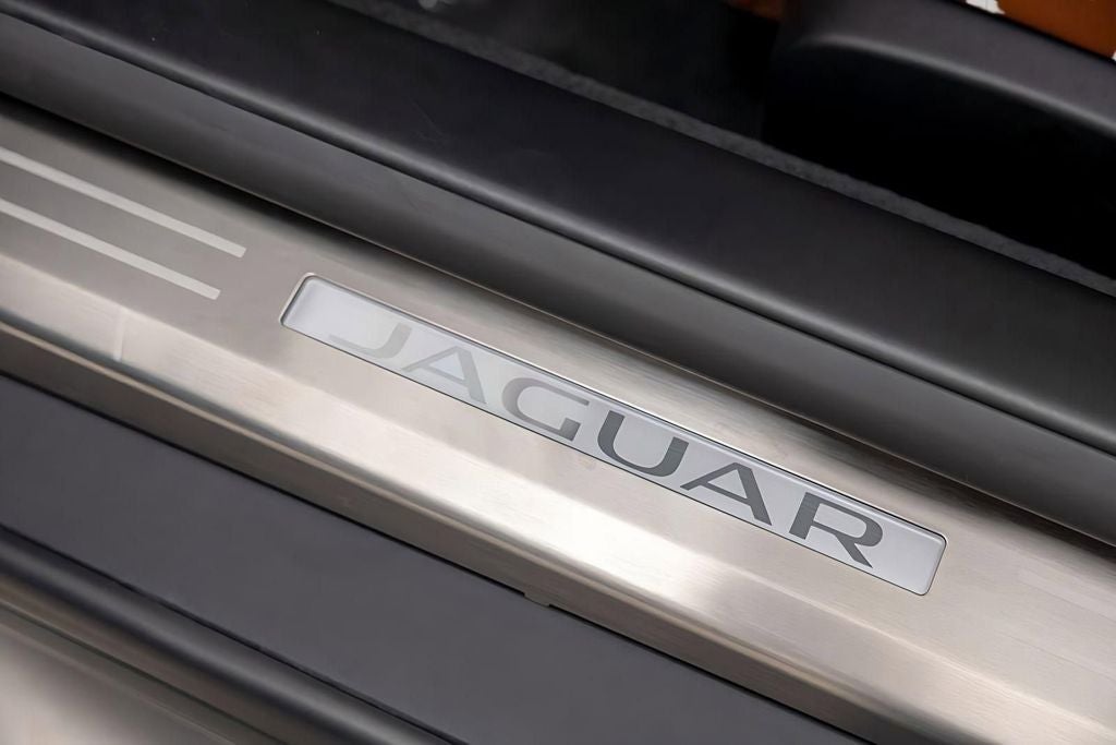 2024 Jaguar F-TYPE P575 R75