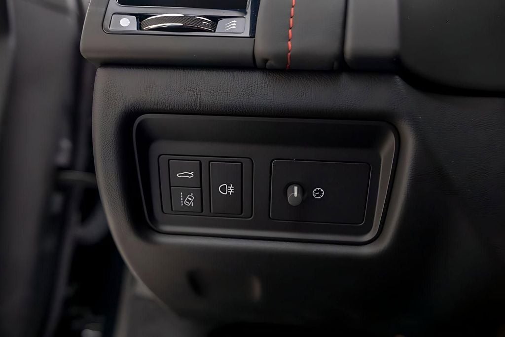 2024 Jaguar F-TYPE P575 R75