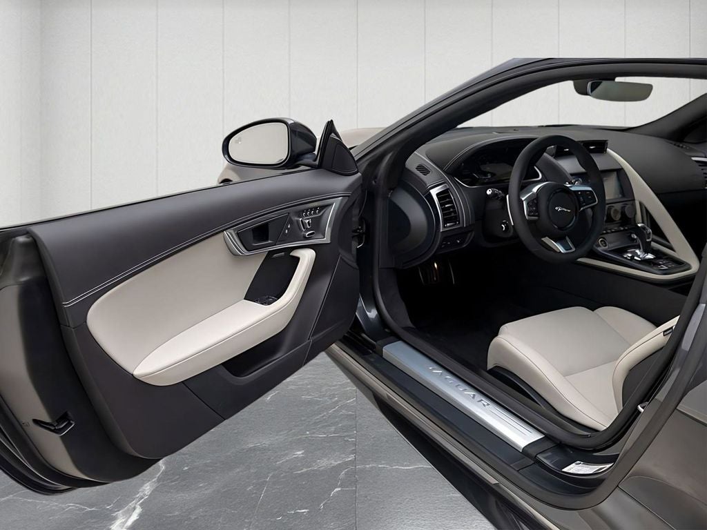 2024 Jaguar F-TYPE P450