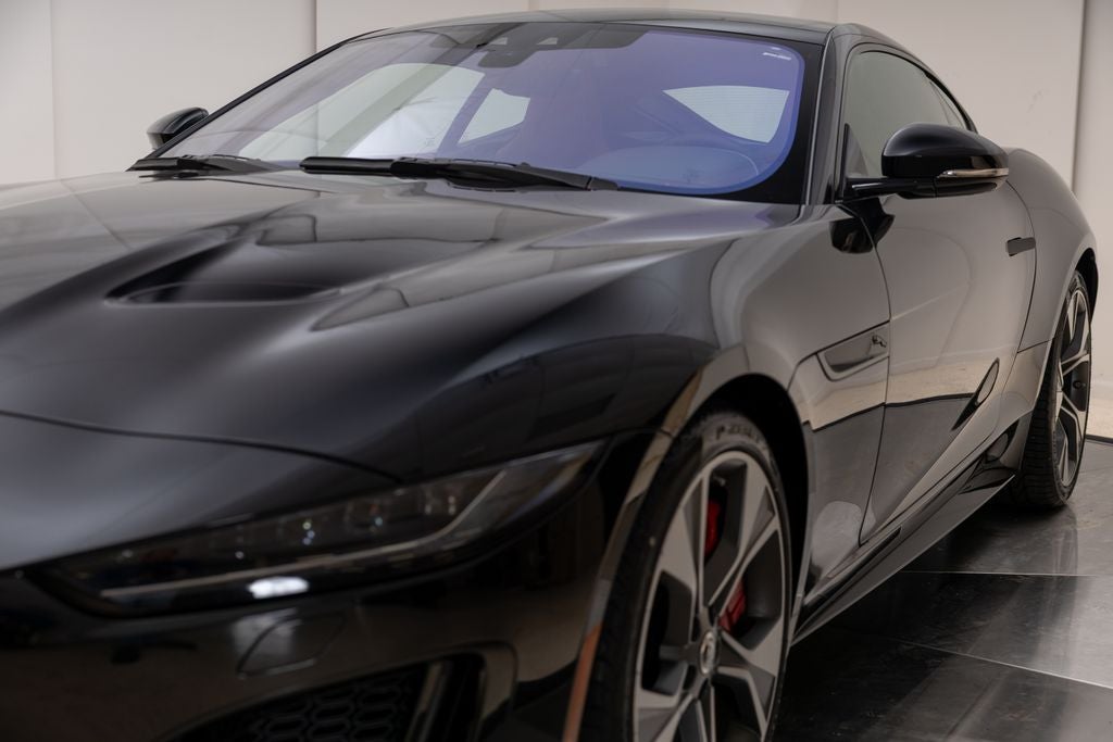2024 Jaguar F-TYPE P450