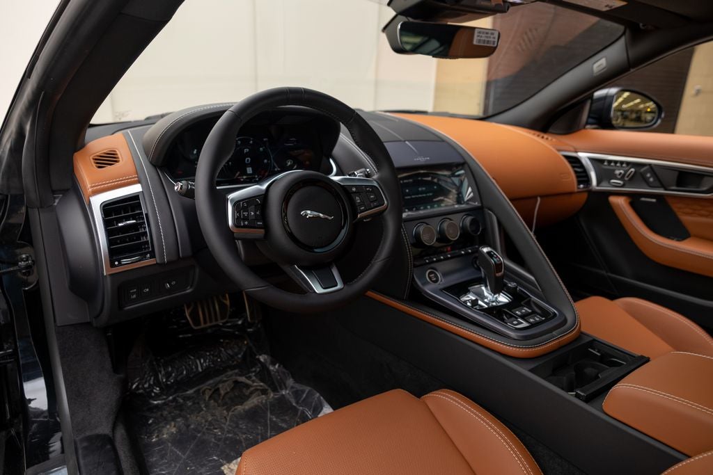 2024 Jaguar F-TYPE P450