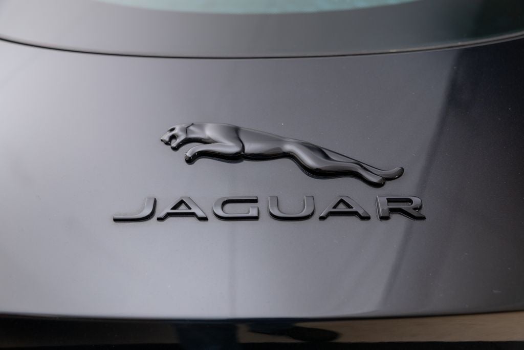 2024 Jaguar F-TYPE P450