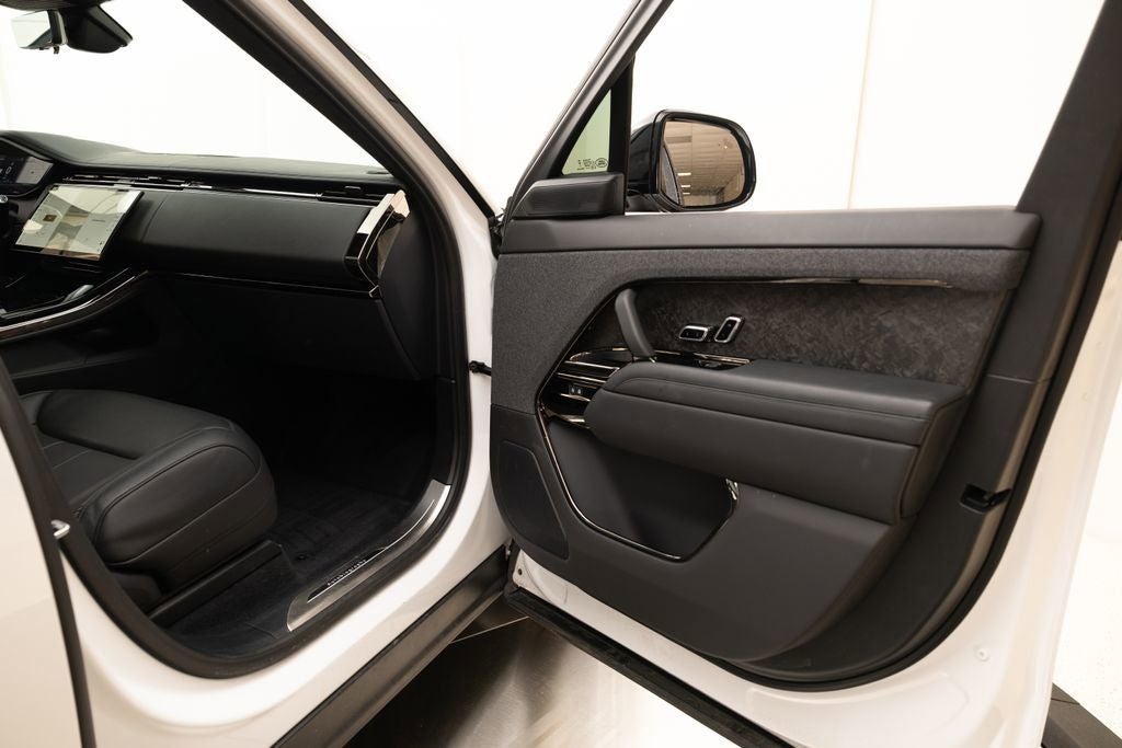 2024 Land Rover Range Rover Sport Plug-in Hybrid Autobiography