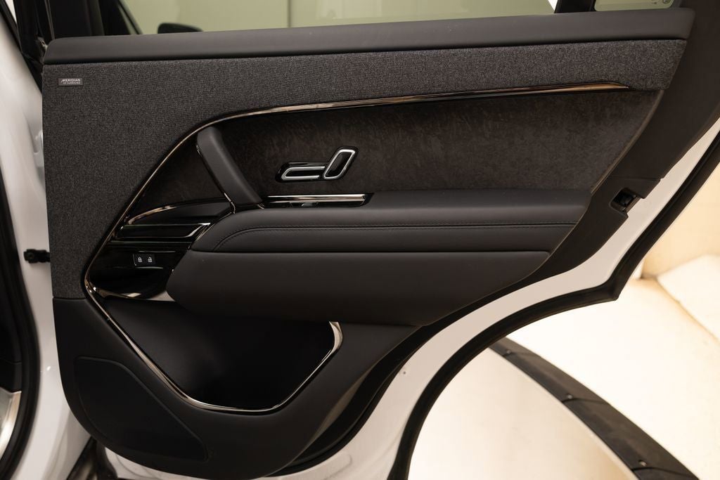 2024 Land Rover Range Rover Sport Plug-in Hybrid Autobiography