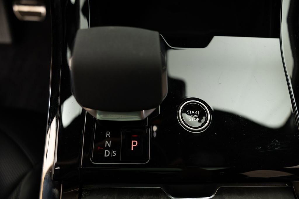 2024 Land Rover Range Rover Sport Plug-in Hybrid Autobiography