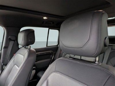 2023 Land Rover Defender 130 X-Dynamic SE