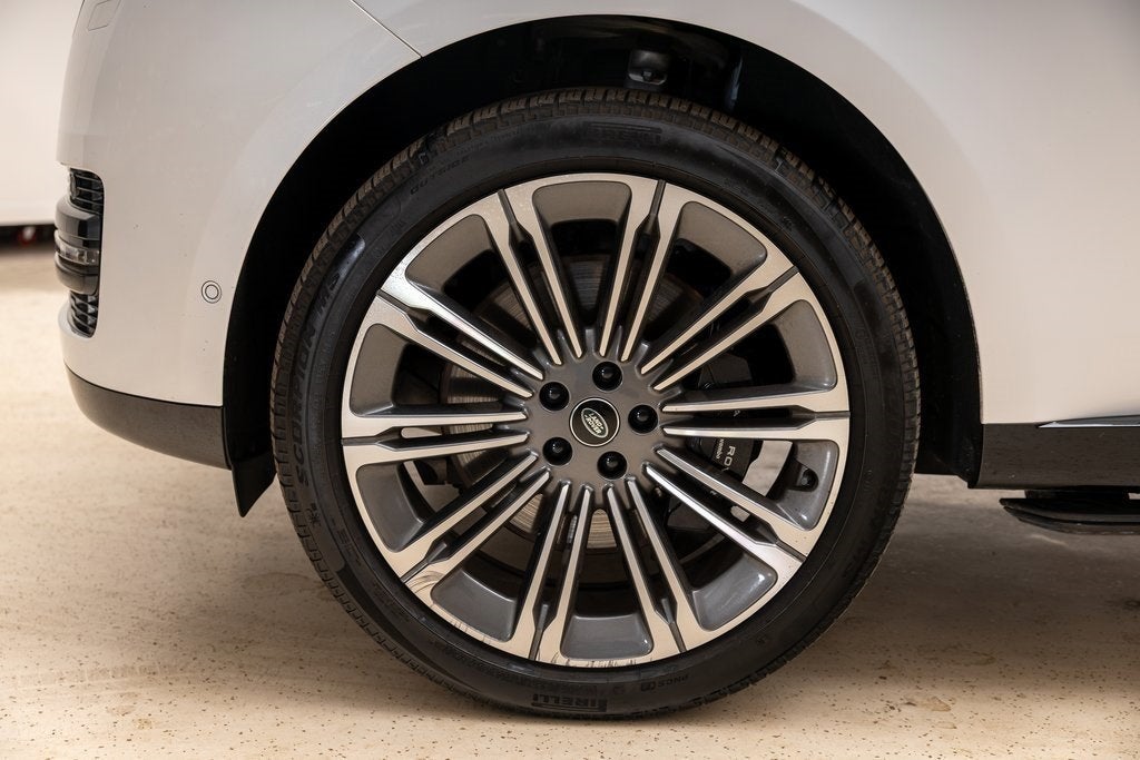 2025 Land Rover Range Rover Autobiography