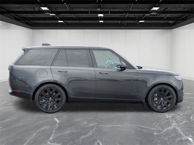 2023 Land Rover Range Rover SE