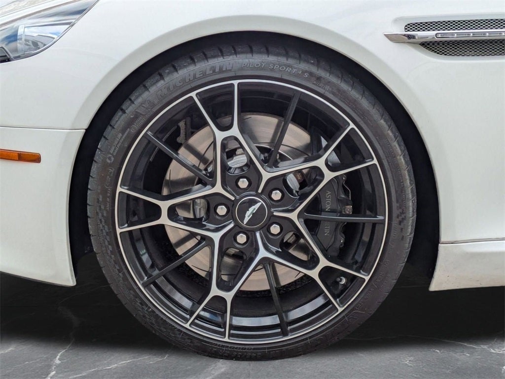 2015 Aston Martin Rapide S Base