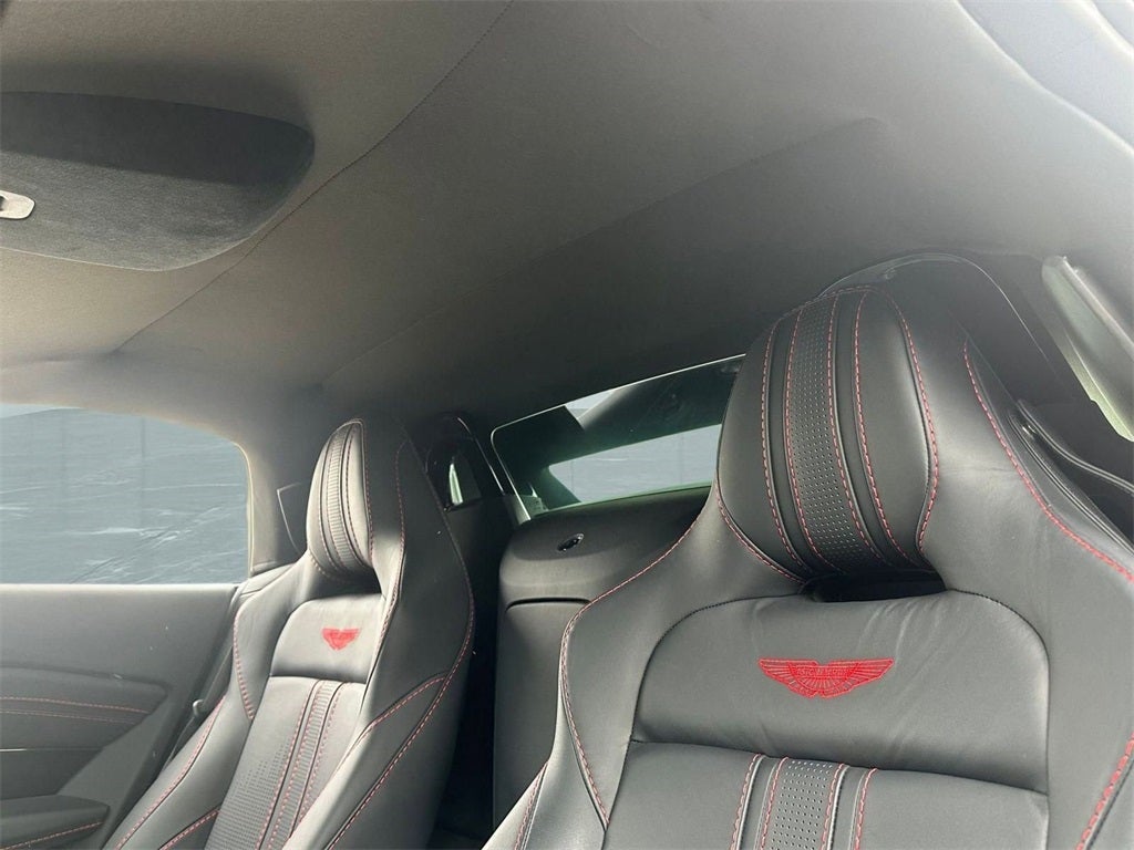 2022 Aston Martin Vantage Base