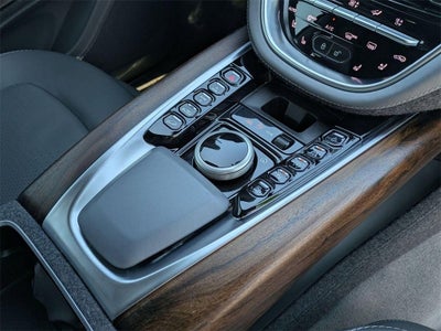 2021 Aston Martin DBX Base