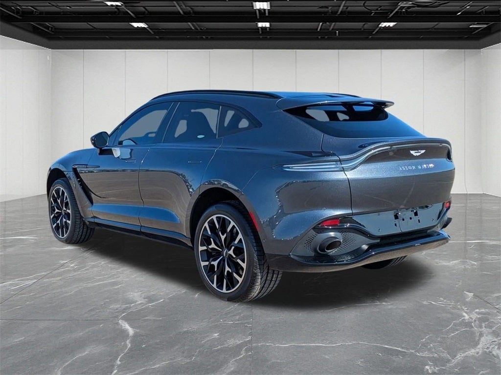 2021 Aston Martin DBX Base