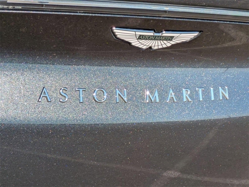 2021 Aston Martin DBX Base