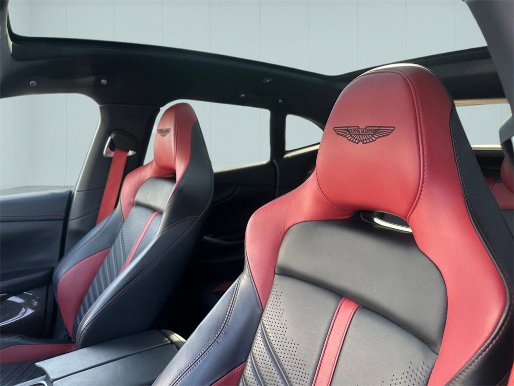 2023 Aston Martin DBX 707