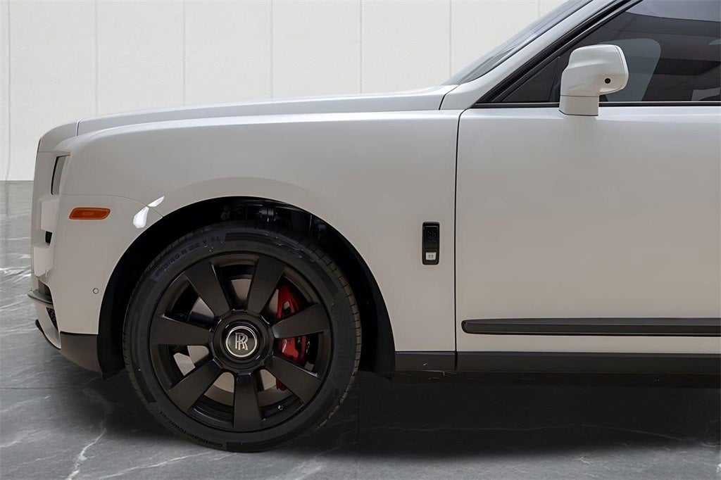 2023 Rolls-Royce Cullinan Base