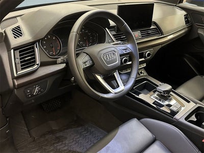 2024 Audi Q5 45 S line Premium quattro