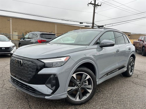 2024 Audi Q4 e-tron Premium quattro