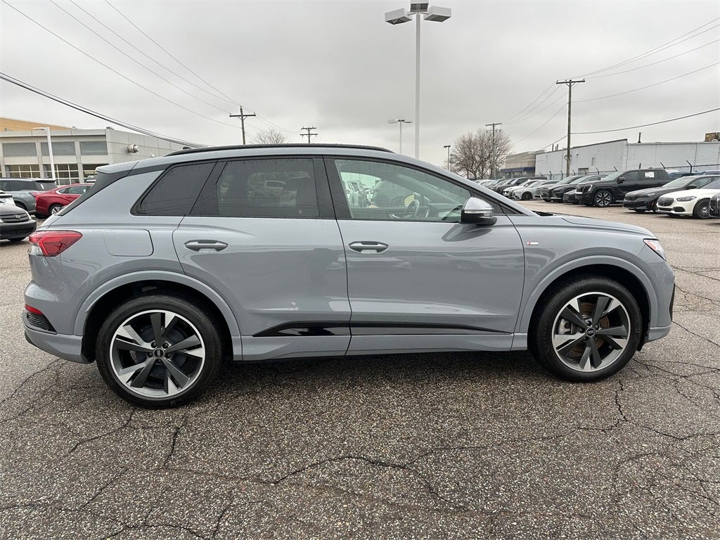 2024 Audi Q4 e-tron Premium quattro