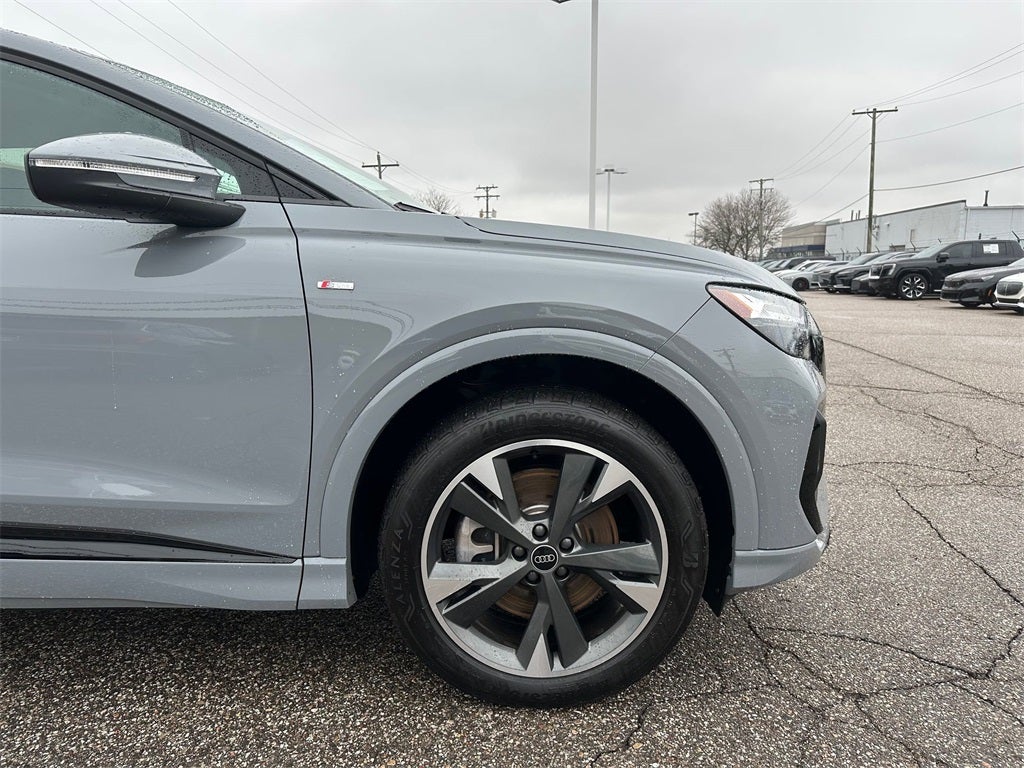 2024 Audi Q4 e-tron Premium quattro