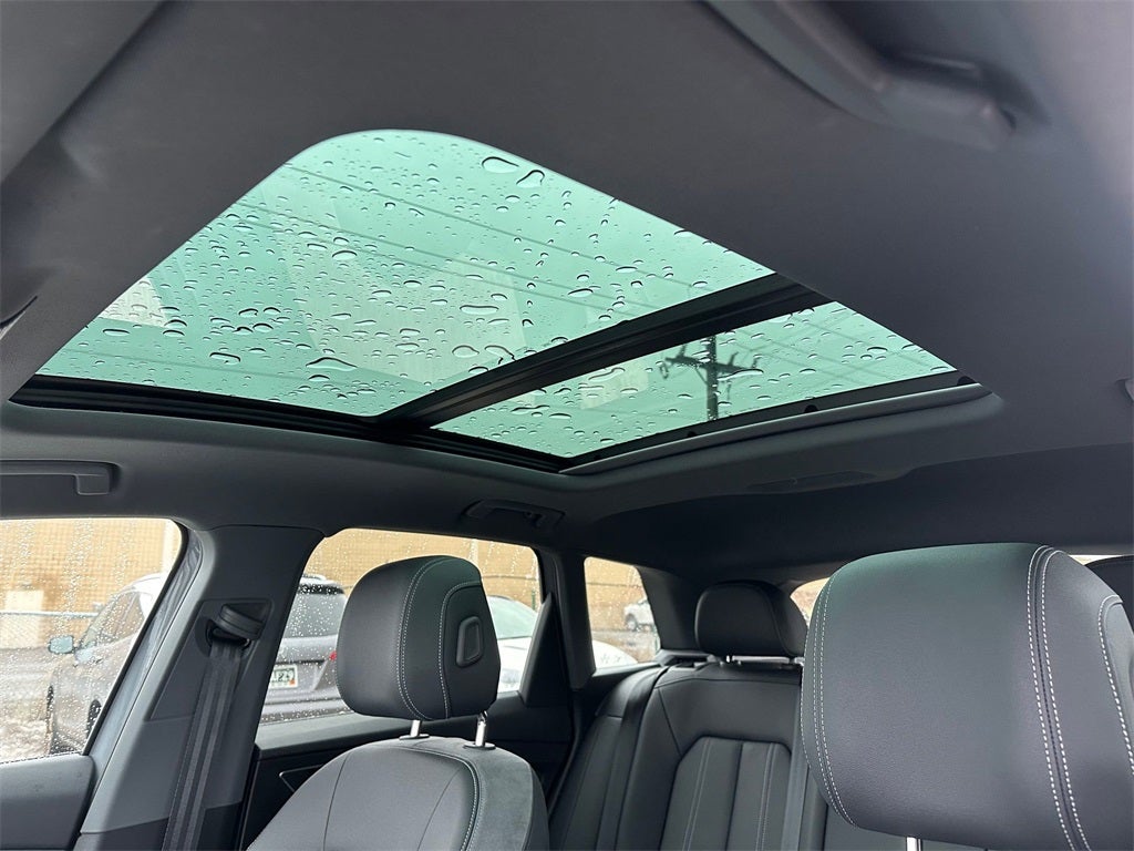 2024 Audi Q4 e-tron Premium quattro