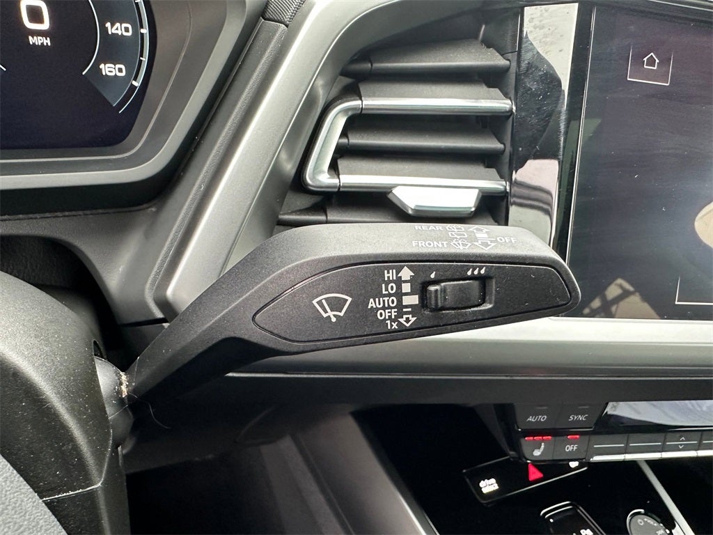 2024 Audi Q4 e-tron Premium quattro