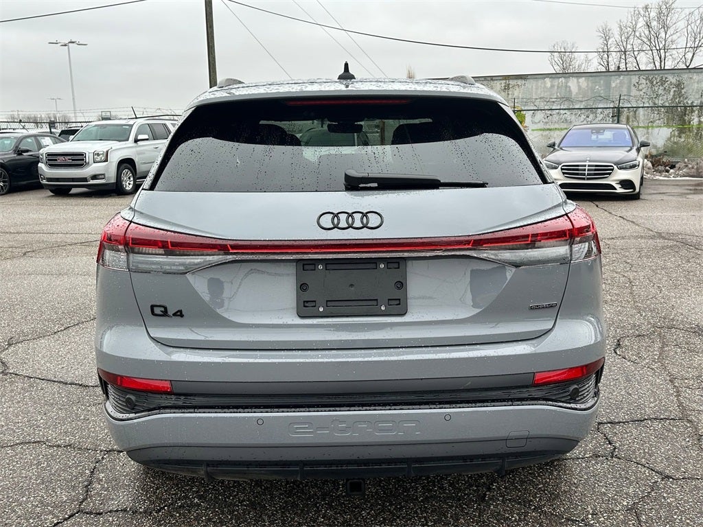 2024 Audi Q4 e-tron Premium quattro