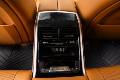 2022 BMW 8 Series ALPINA B8 xDrive
