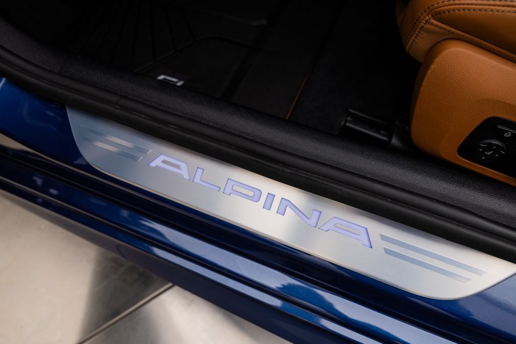 2022 BMW 8 Series ALPINA B8 xDrive