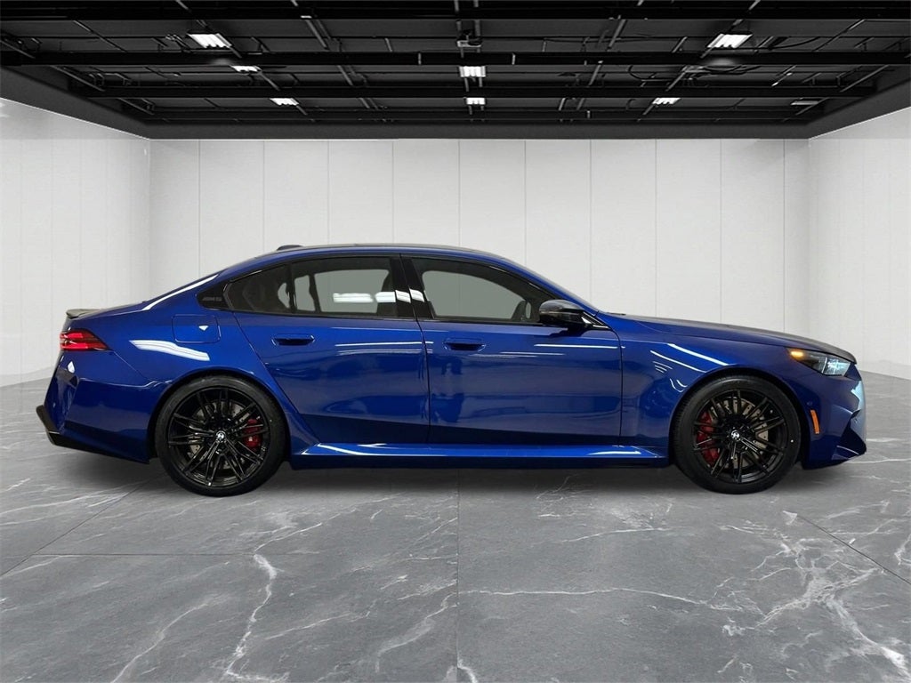 2025 BMW M5 Base