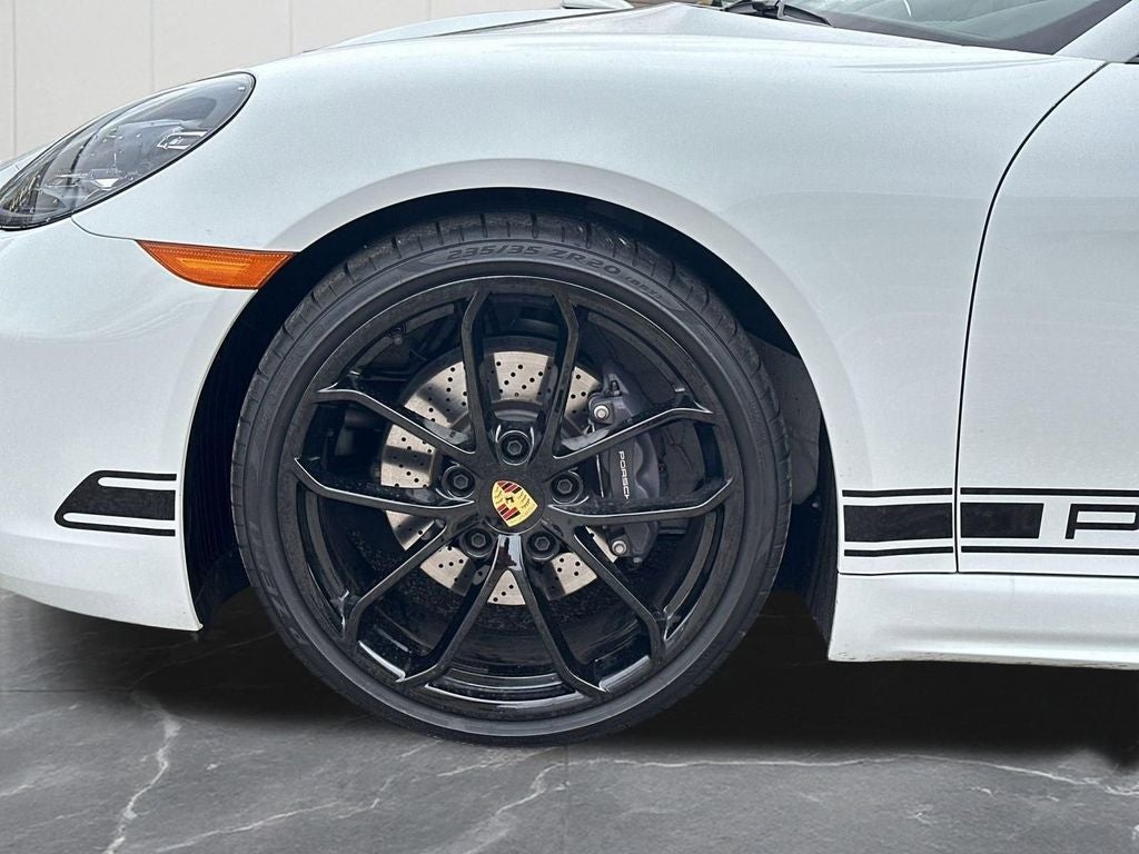 2024 Porsche 718 Cayman Style Edition