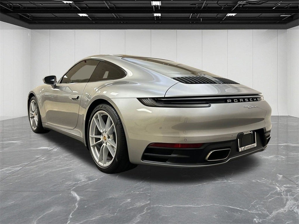 2024 Porsche 911 Carrera