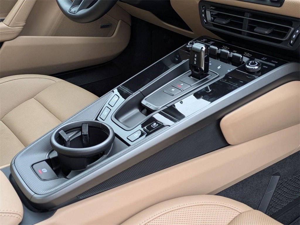 2024 Porsche 911 Carrera