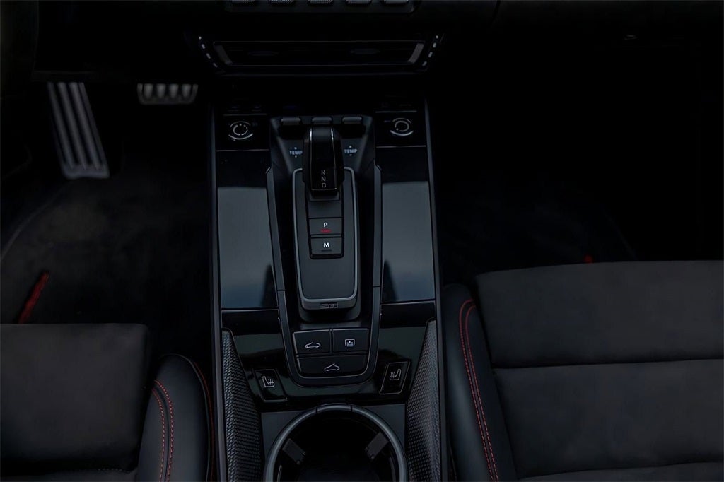 2022 Porsche 911 Carrera 4 GTS