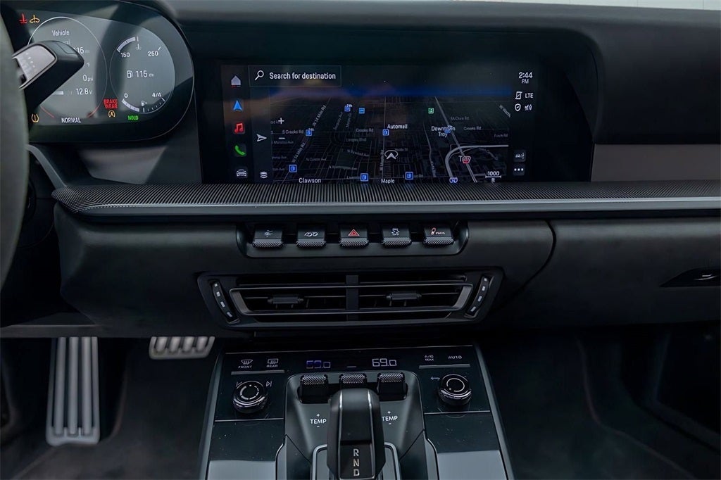 2022 Porsche 911 Carrera 4 GTS