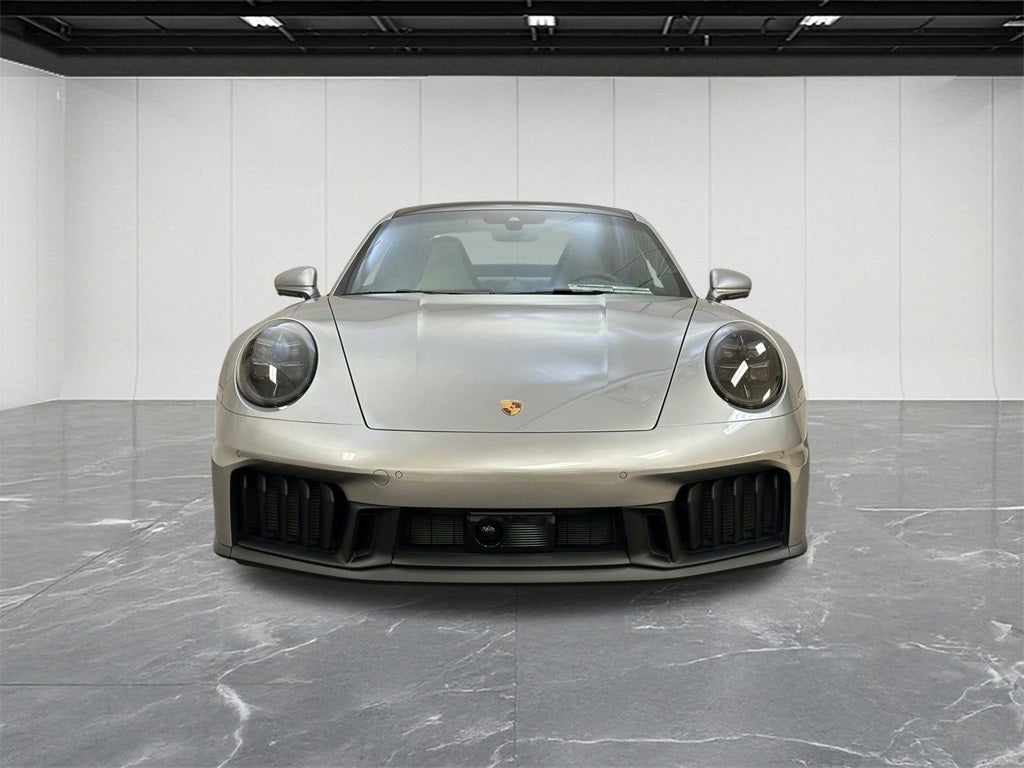 2025 Porsche 911 Carrera GTS