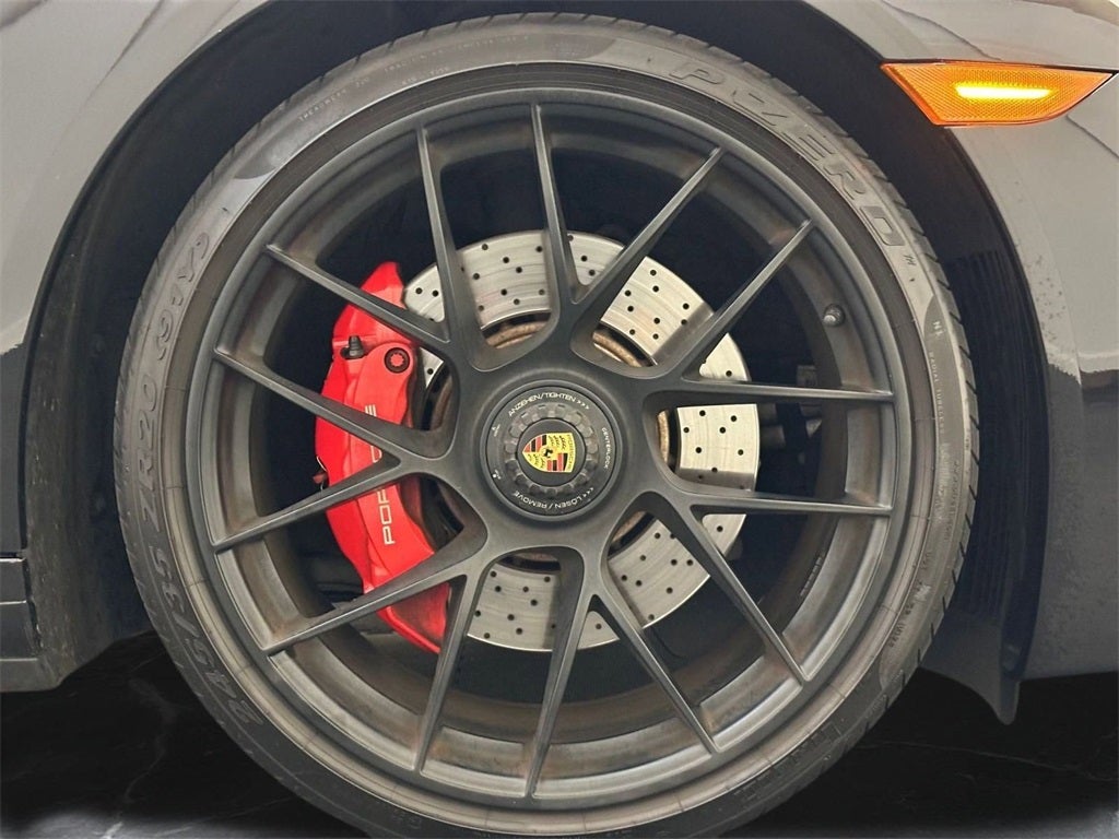 2019 Porsche 911 Carrera GTS