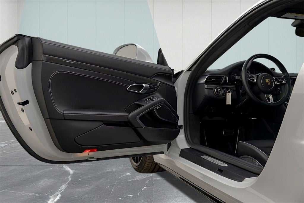 2019 Porsche 911 Turbo S