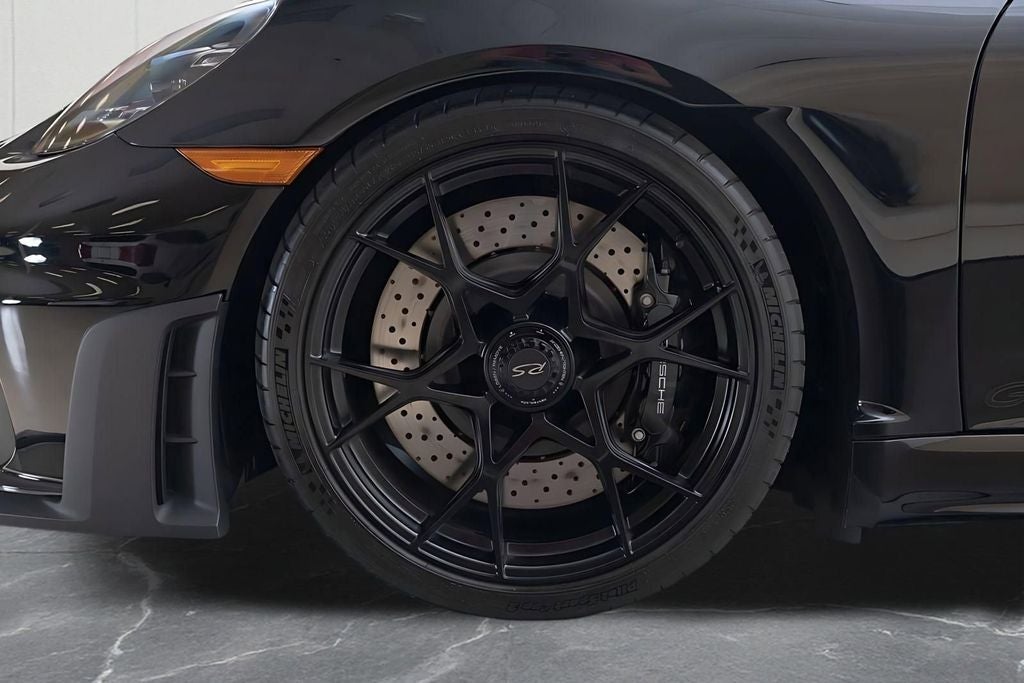 2024 Porsche 718 Cayman GT4 RS