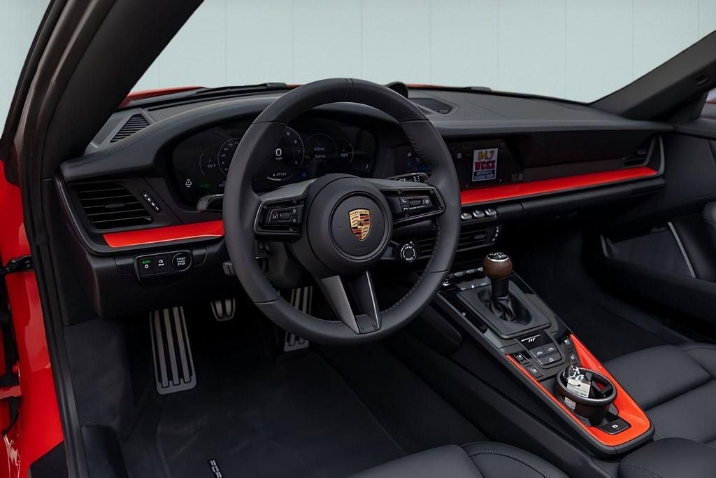 2025 Porsche 911 Carrera T