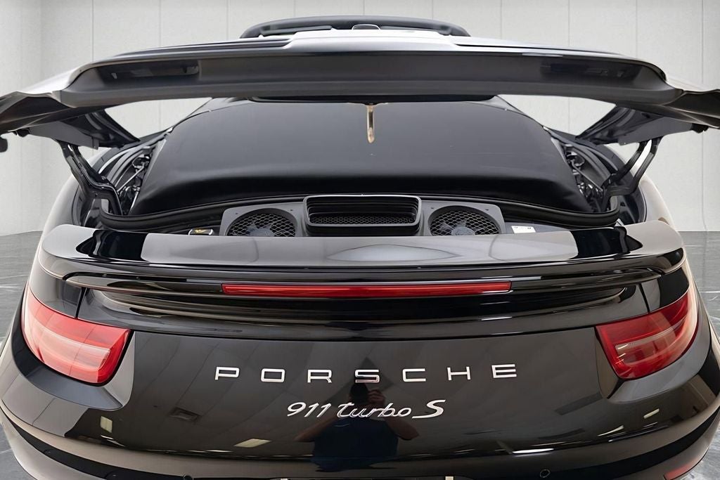 2016 Porsche 911 Turbo S