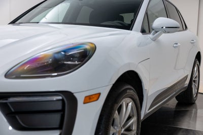 2024 Porsche Macan Base