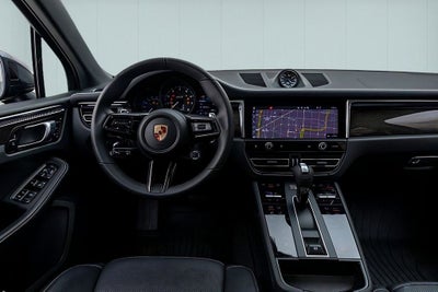 2025 Porsche Macan GTS