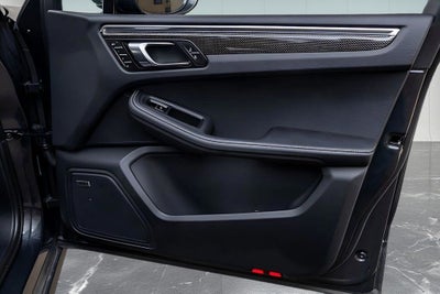 2025 Porsche Macan GTS