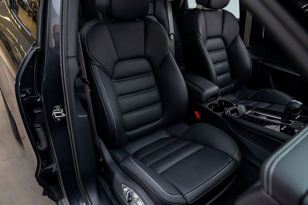 2025 Porsche Macan GTS