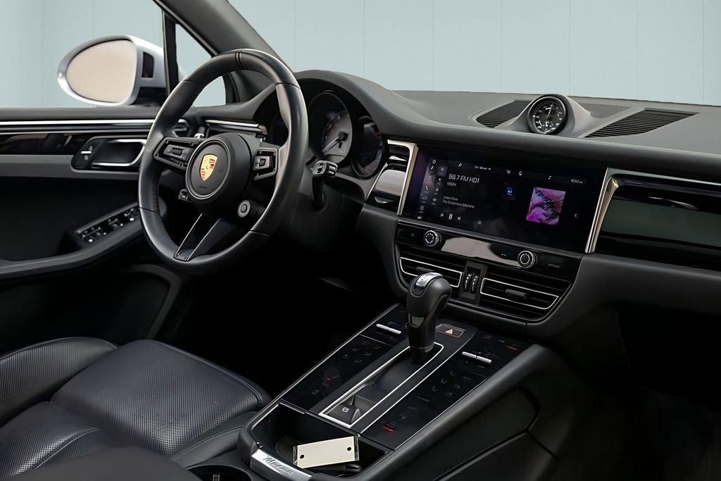 2024 Porsche Macan S