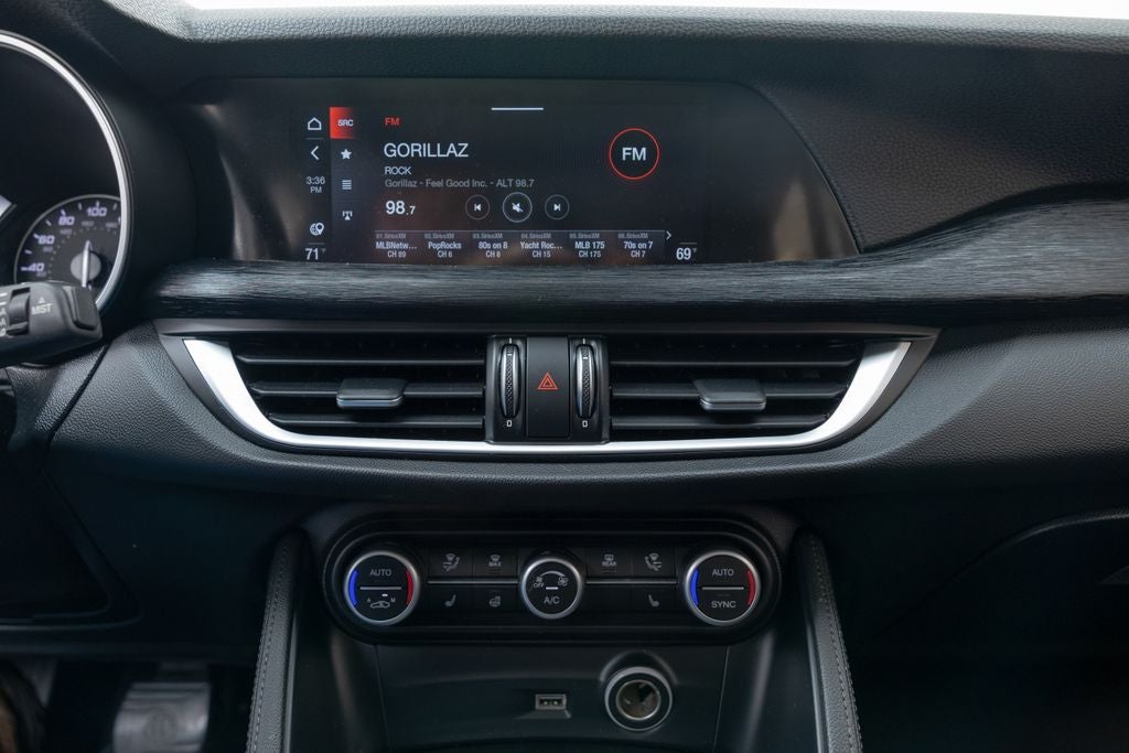 2020 Alfa Romeo Stelvio Base